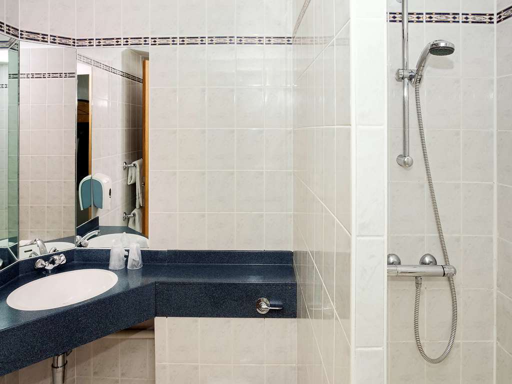 Ibis Shipley Hotel 2*